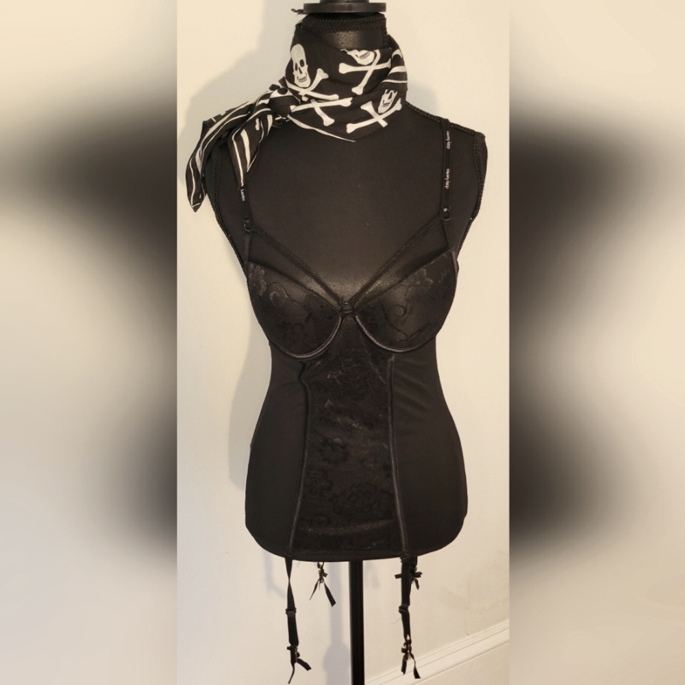 Daisy Fuentes Lace Black Corset Bustier With Garter Straps
